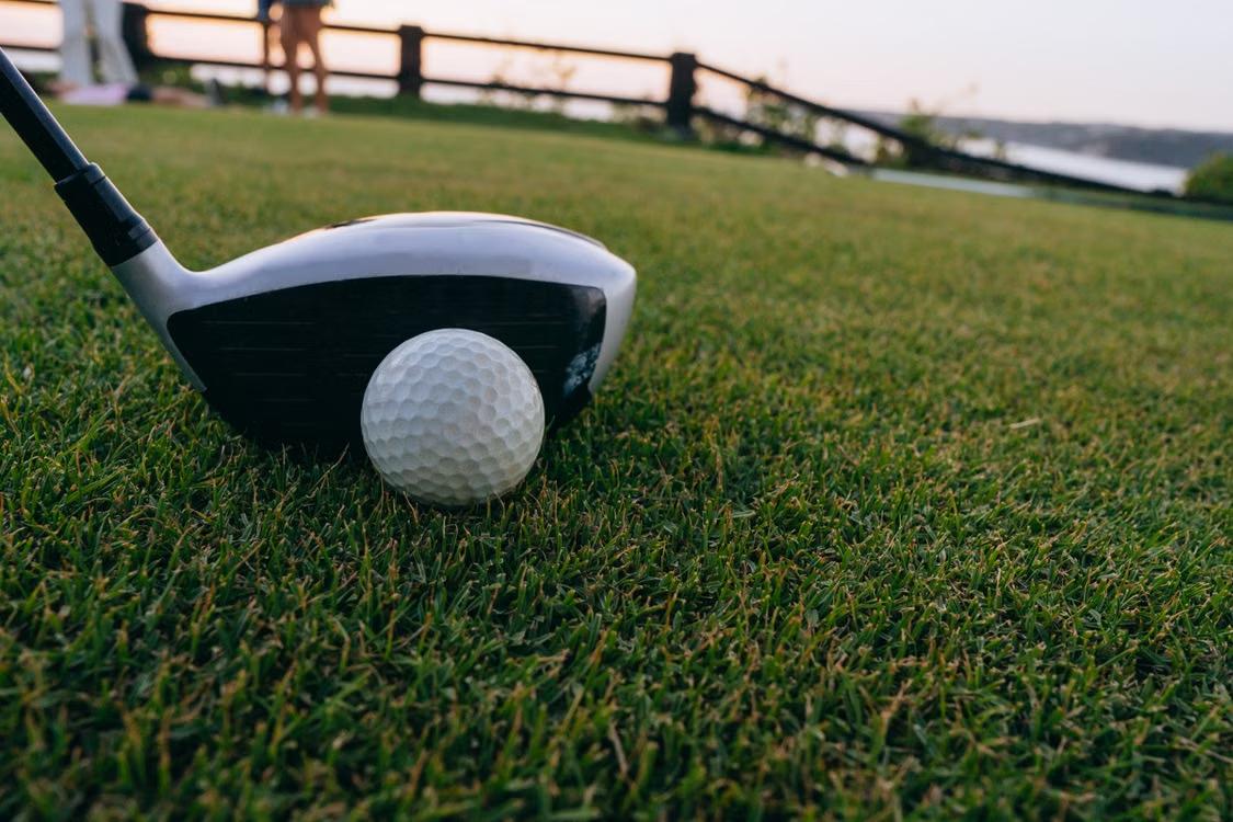 A closeup image of a golf ball